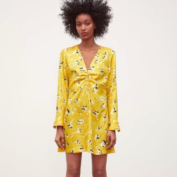 SOLD Silky Zara Floral Summer Mini Dress - Picture 5 of 7